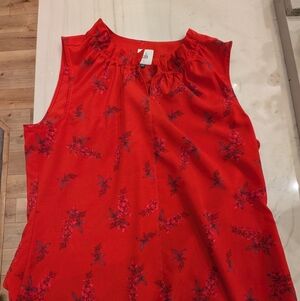 Red Floral Women's Sleeveless Blouse